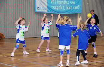Nå starter håndballsesongen for 2e og 3e klasse