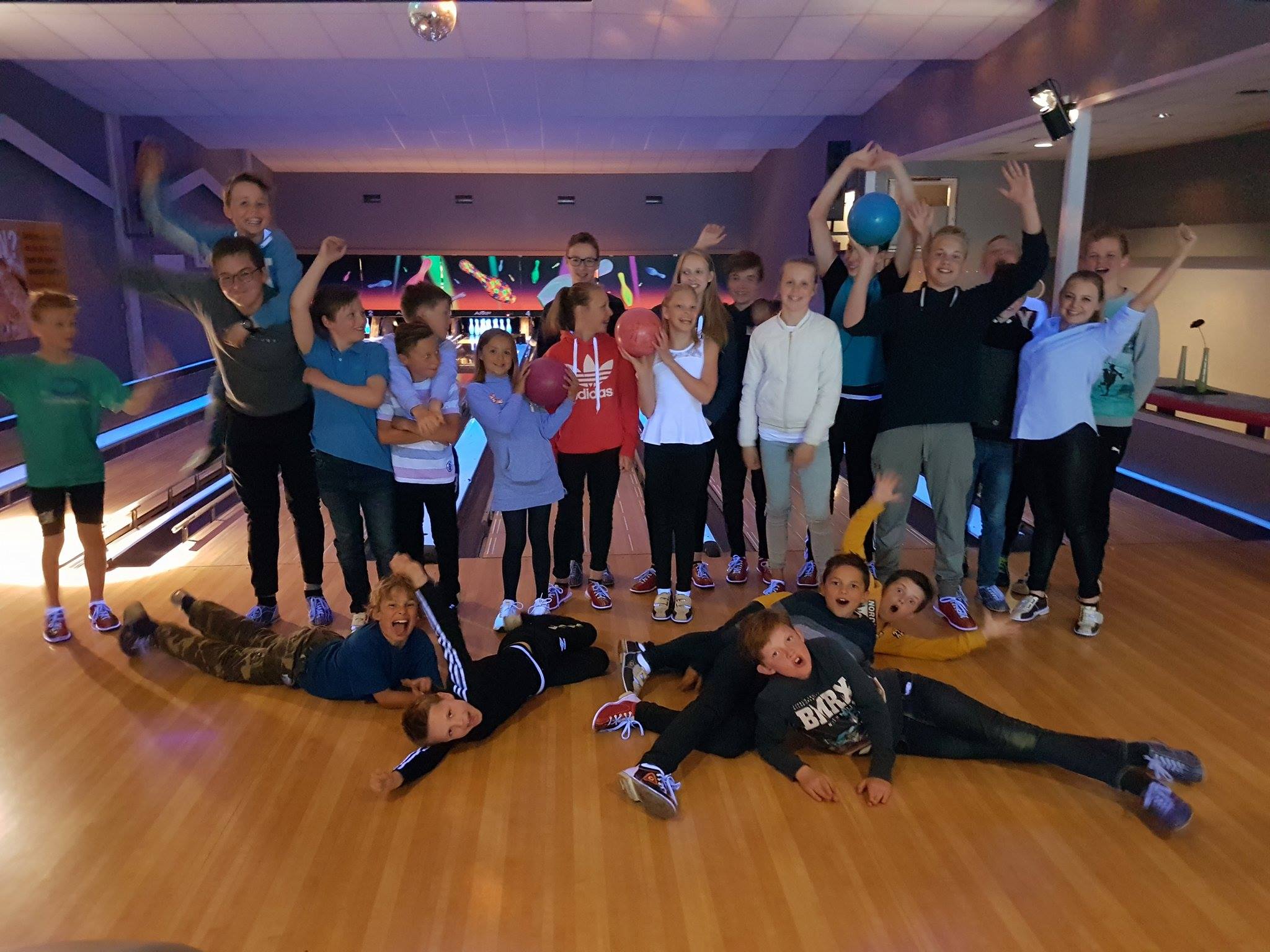 Symjegruppa på bowling