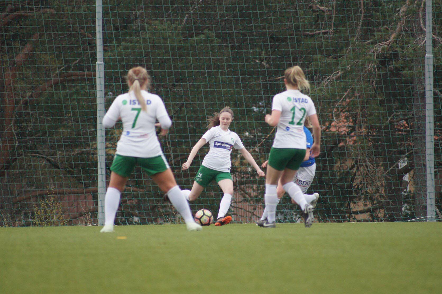 Før kampen: Averøykameratene - Træff Kvinner