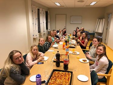 Flott helg for Hof Håndball Jenter 12