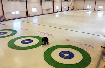 Populært å være banesponsor