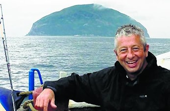 Mark Callan kommer for å lage is