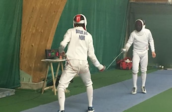 Njårds Fektings kadettfekter Benjamin Dahlbo nærmer seg Europatoppen