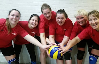 Damelaget i volleyball til topps under idrettsfestivalen 2017