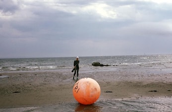 Svømmebøyene er lagt ut
