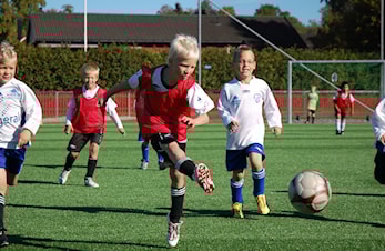 Barnefotballkveld i Ålvundfjordhallen -