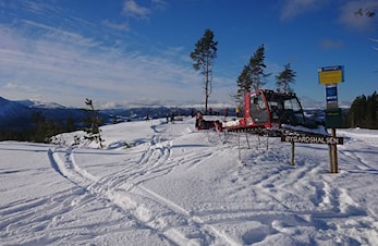 Vellykket familietur til Øygardshalsen søndag den 4. mars!