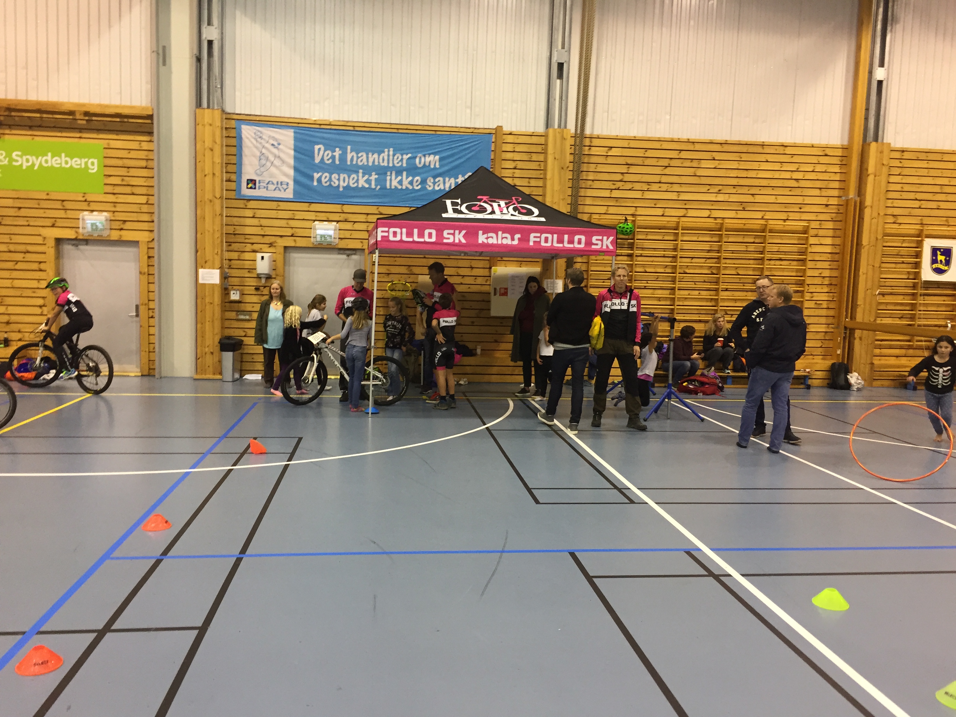 Ung i Ski, Follo SK på plass i Ski Alliansehall