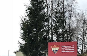 Nytt skilt - Velkommen til SIF og Idrettsparken
