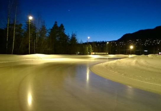 Skøyteskole på Glitre stadion starter torsdag 17.11
