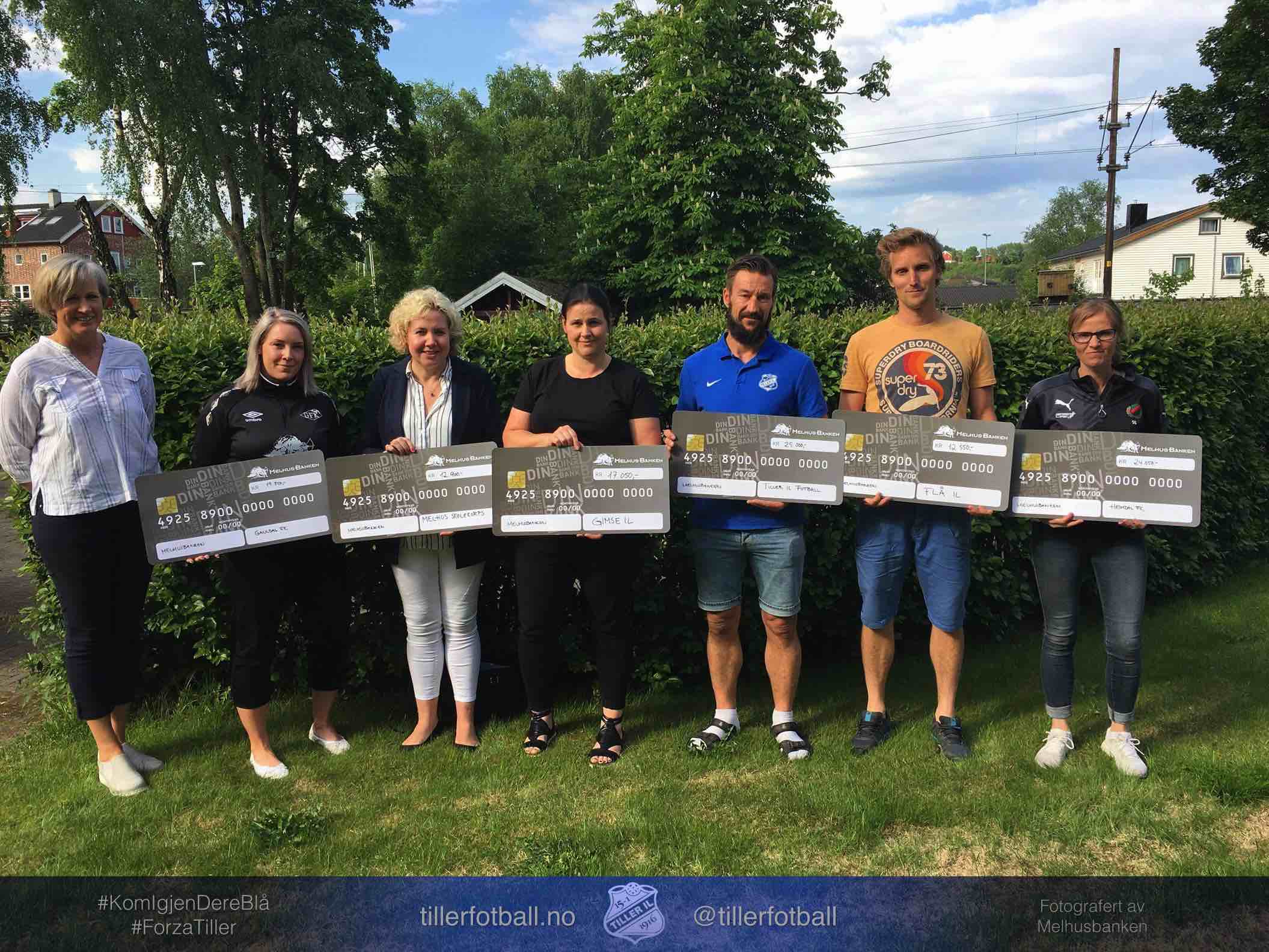 Mottok sjekken på 25 000 kr