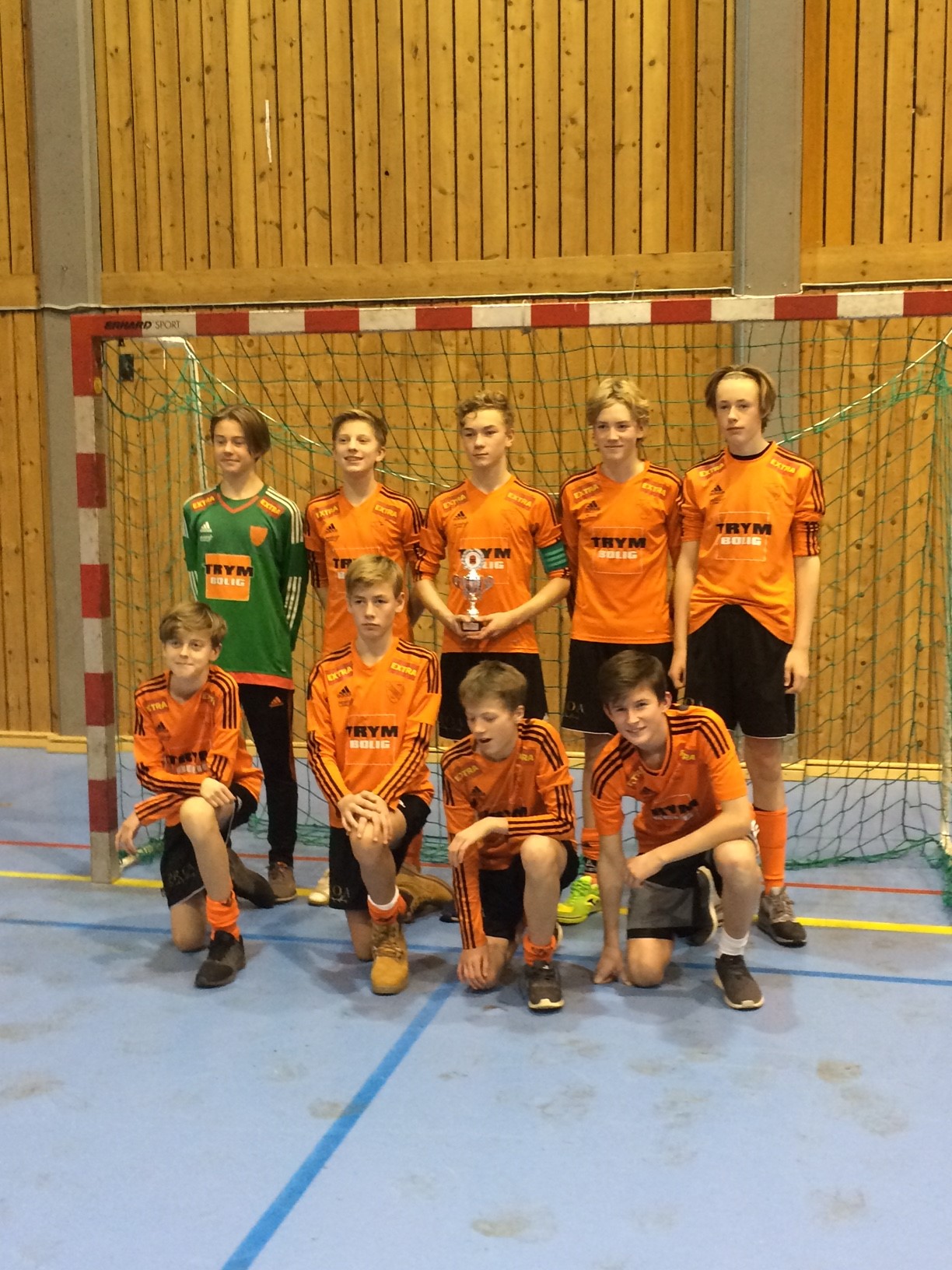 Fotball G2003 med 3.plass i Flatås julecup