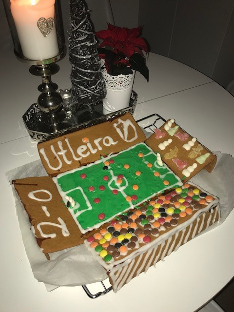 Nye Utleira Stadion bygd med pepperkaker