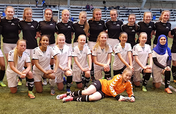 Klubbkveld med fokus på jentene