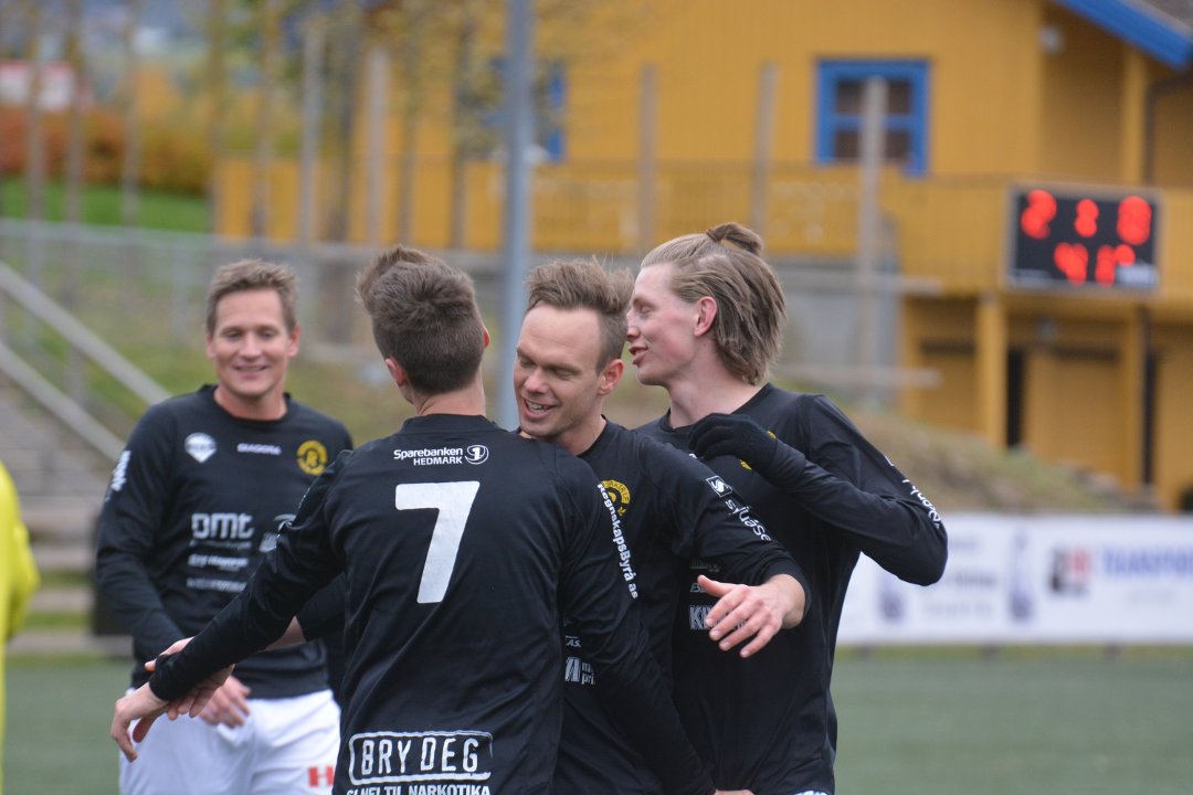 Ringsaker/Nes - Stange  7 - 0