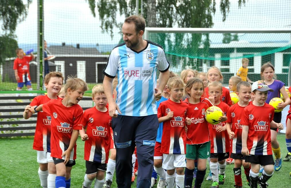 Bernt Hulsker og Tine Fotballskole
