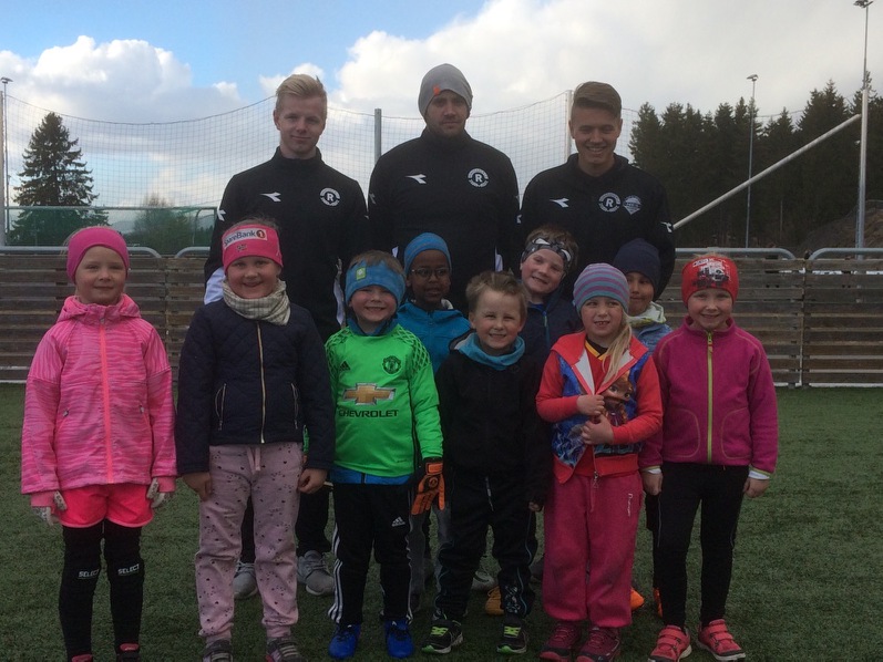 6-åringenes første trening.