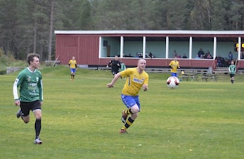 Vikvarvet rundspilte Tangmoen i årets siste hjemmekamp