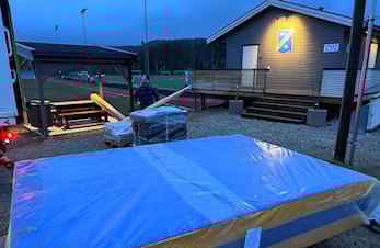 KOMPLETT UTSTYR LEVERT
