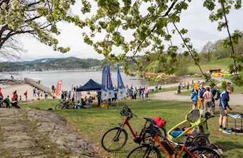 Familiedag på Hvalstrand 1. mai