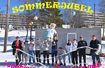 Sandvolleyballanlegg på Stovner . . .