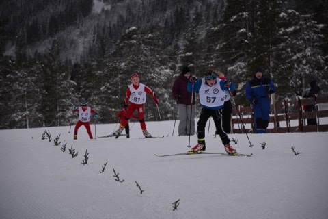 Oddrun Hjelmeset Kirkeeide og Mari Sofi Meland mot mål. Foto: Anne Marie Svarstad