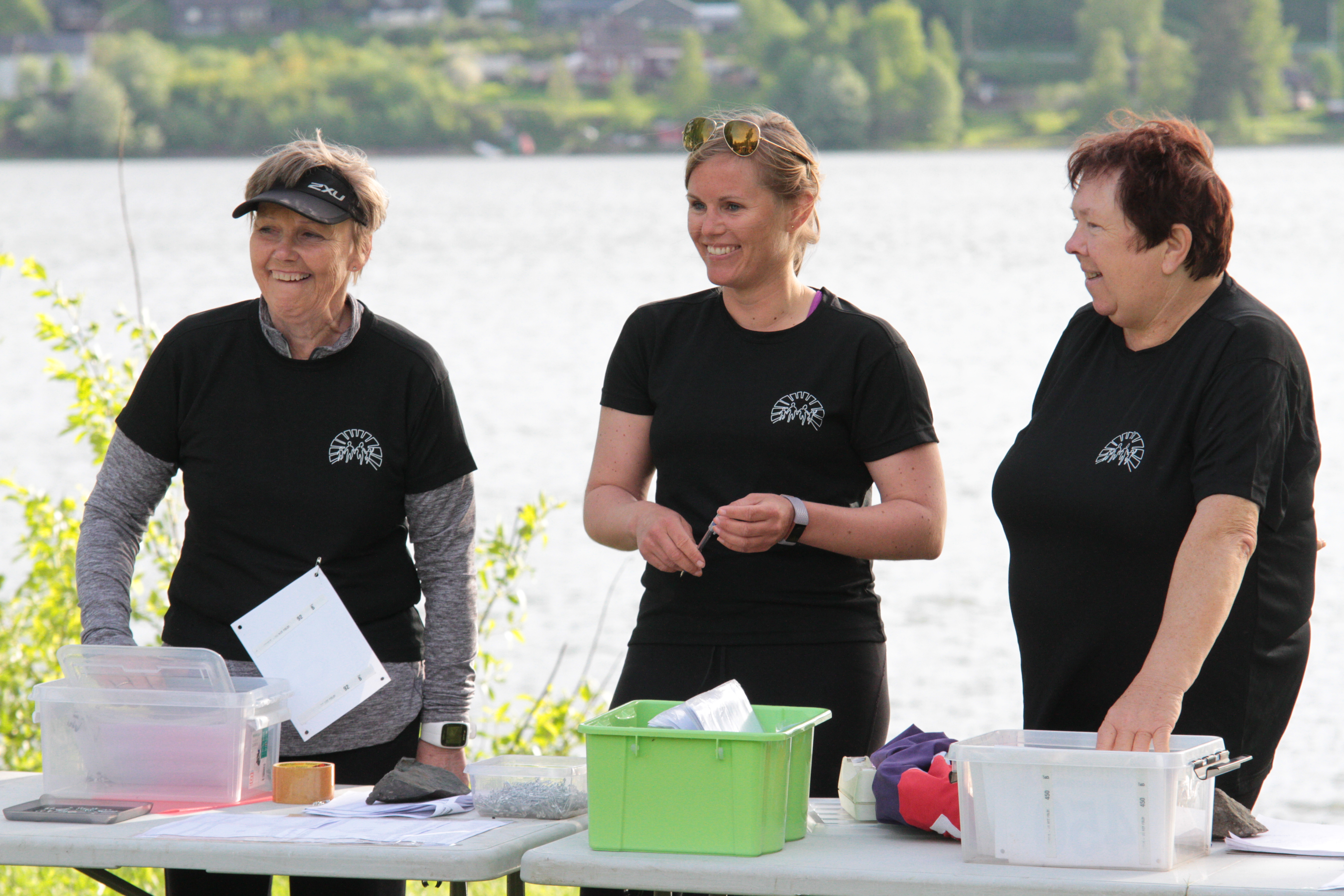 Arrangør har hele tiden vært HABIL - f.h. Alfhild Stokkereit og Lisa Bjørnås fra Habil og Jannike Leonhardsen fra Litrim.  Alfhild har vært primus motor i Habil i alle år!