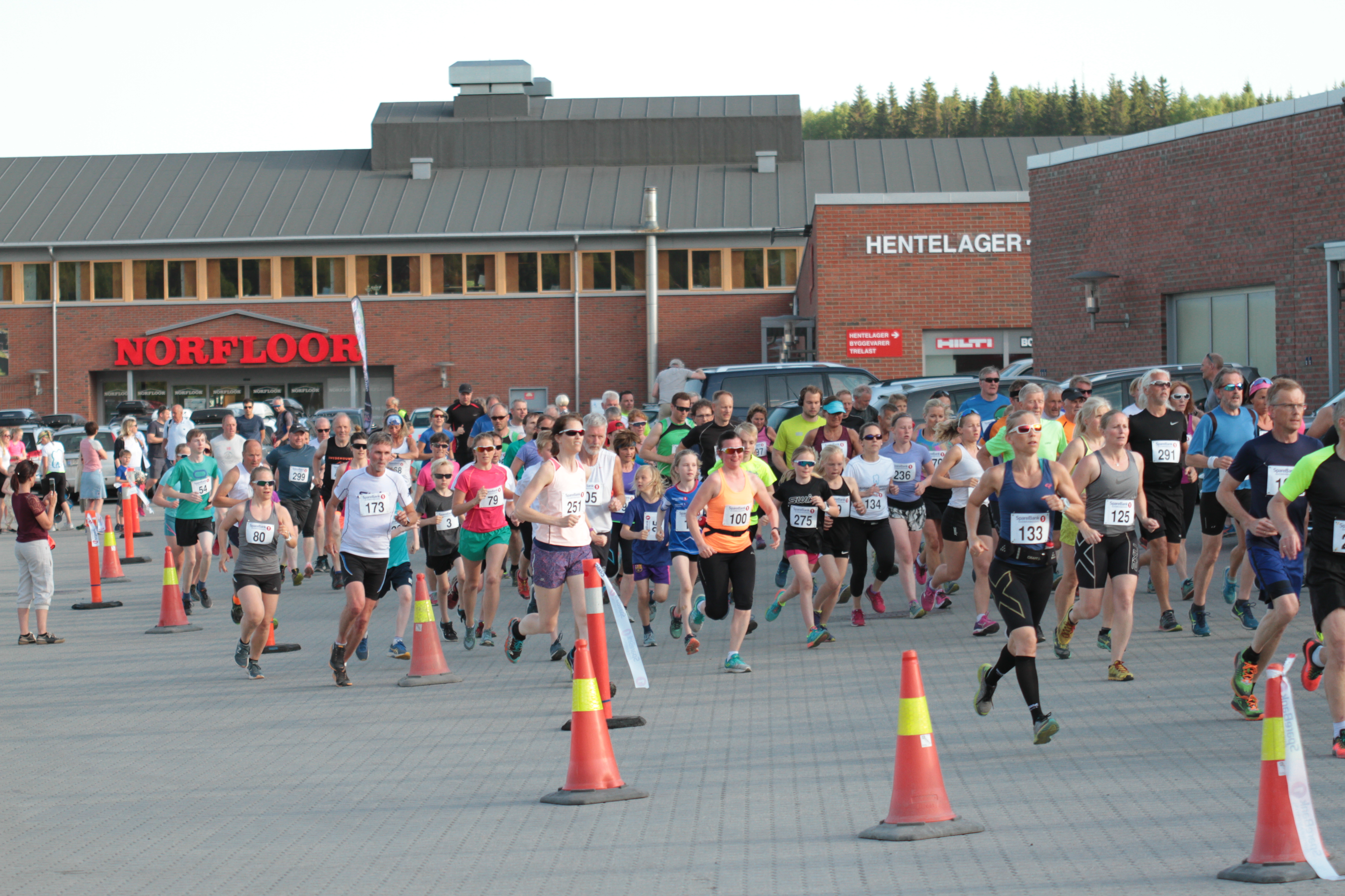 Start og mål ved Gausdal Landhandleri