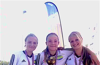 J14 hentet hjem pokalen i Østlandsmesterskapet i 3v3 cup på Årvoll