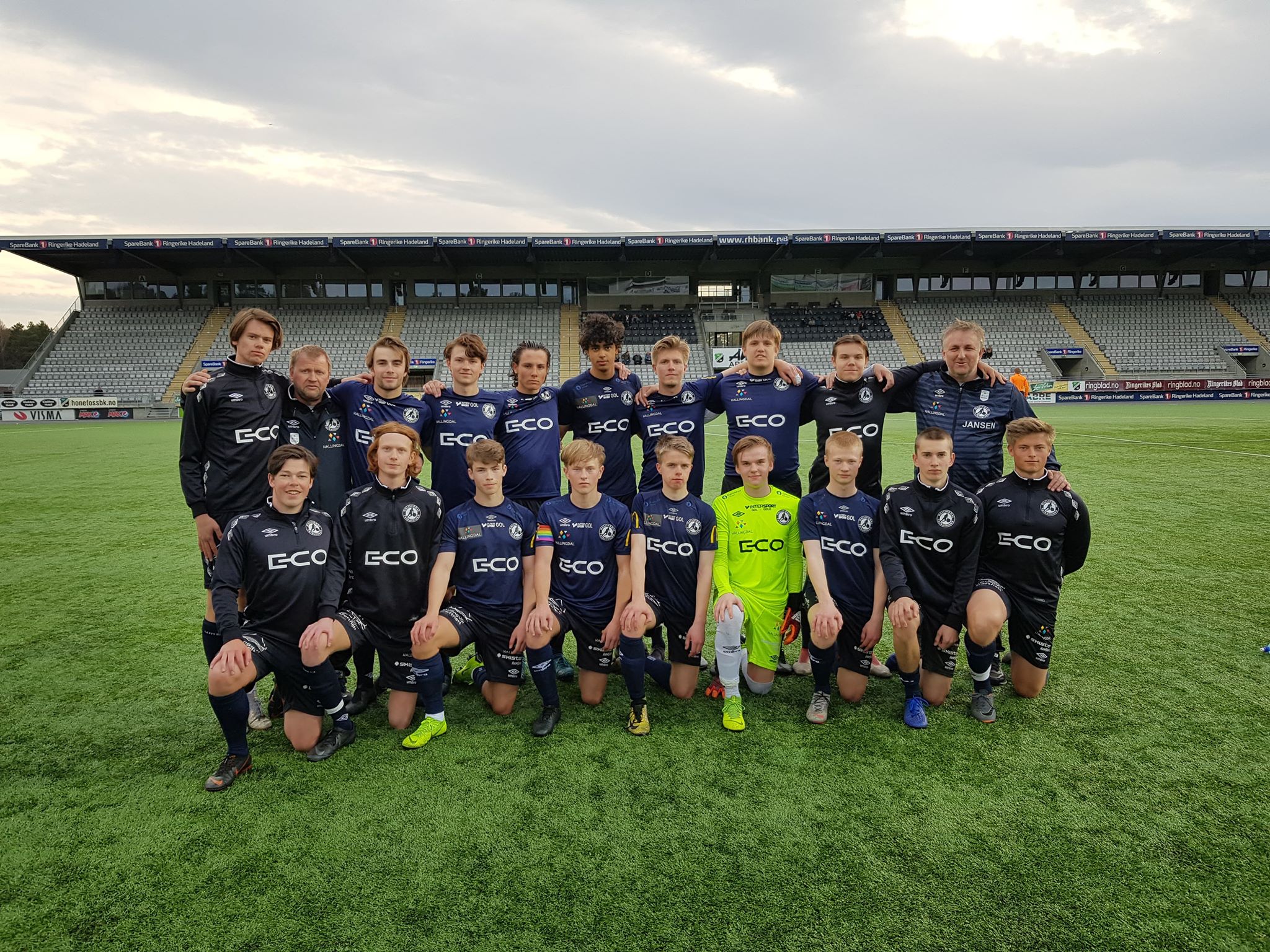 KNALLSTERK SEIER BORTE MOT HØNEFOSS BK I JUNIOR NM