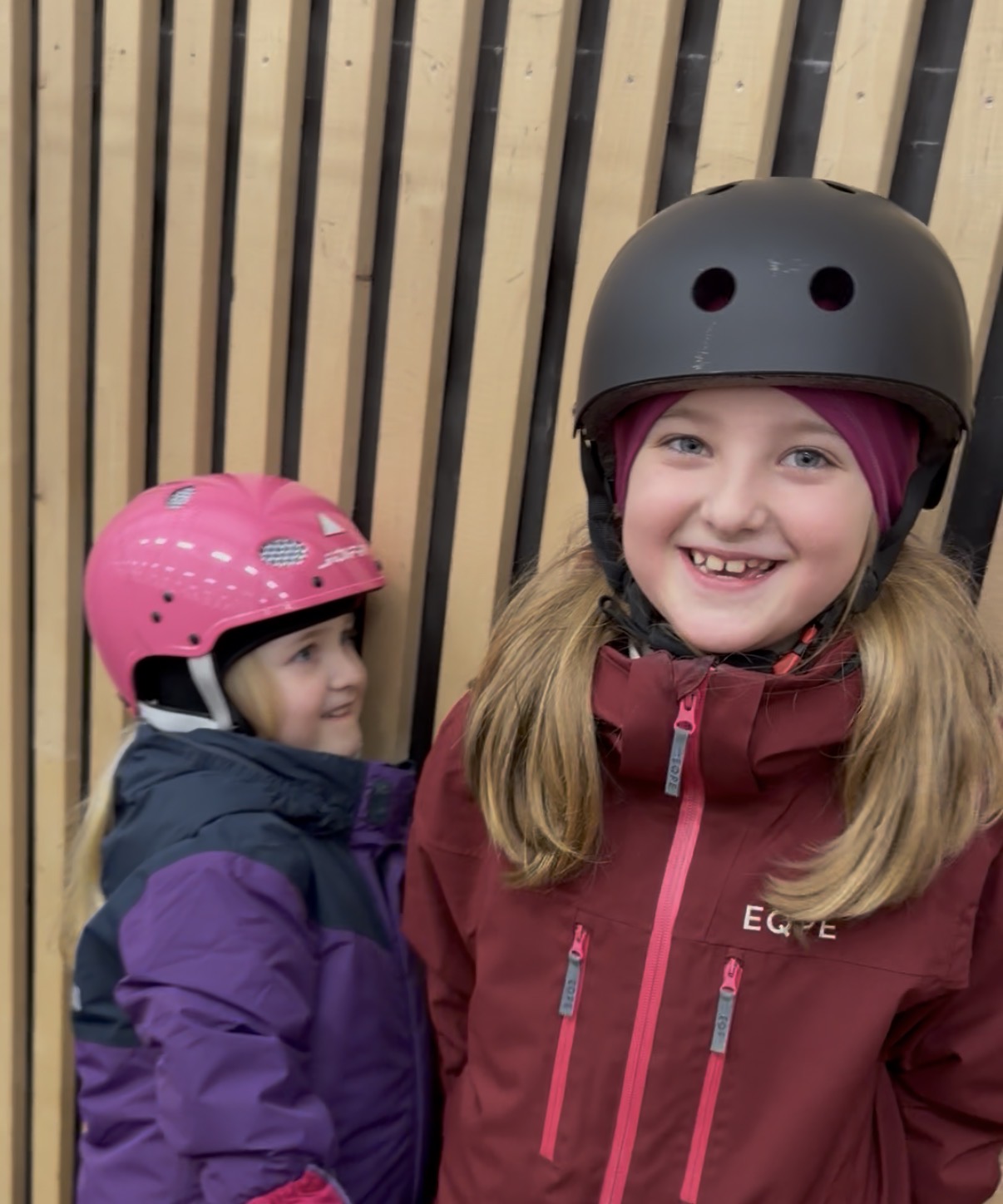 Jenter på skøyteskolen