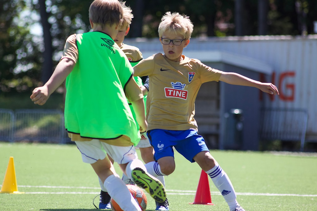 fullsizeoutput-40d2.jpeg Høy kvalitet på ukens fotballskole