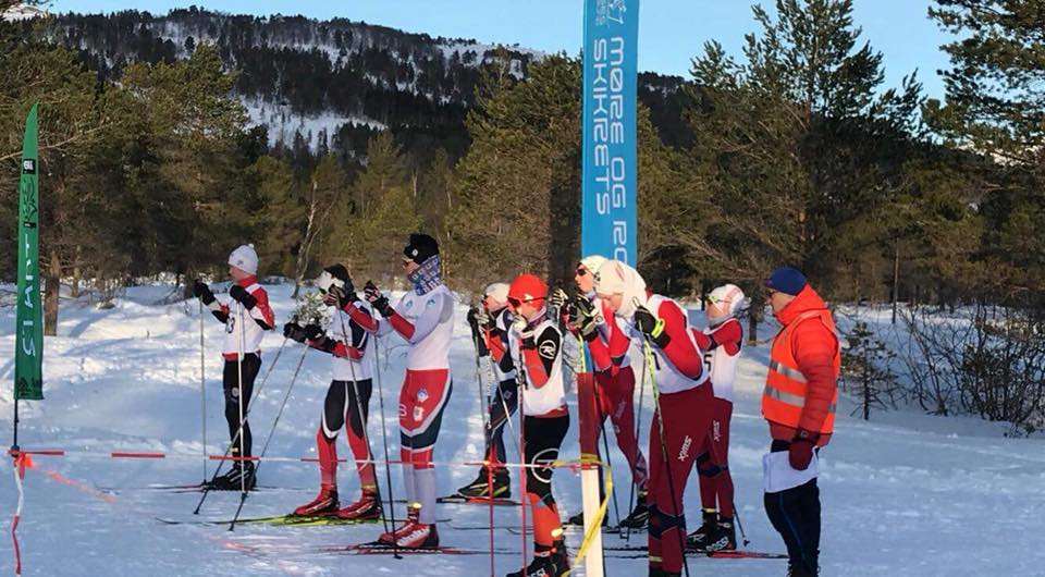 21. desember. Opningsrenn på Vistdalsheia. Kretsrenn og klassisk.