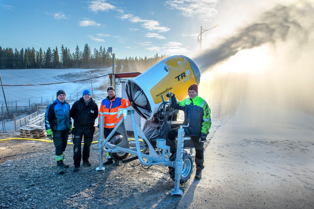 Offisiell åpning kunstsnø-anlegget og åpent klubbrenn i fristil