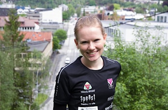 Karoline Holsen Kyte (24) utteken til EM i motbakkeløp!