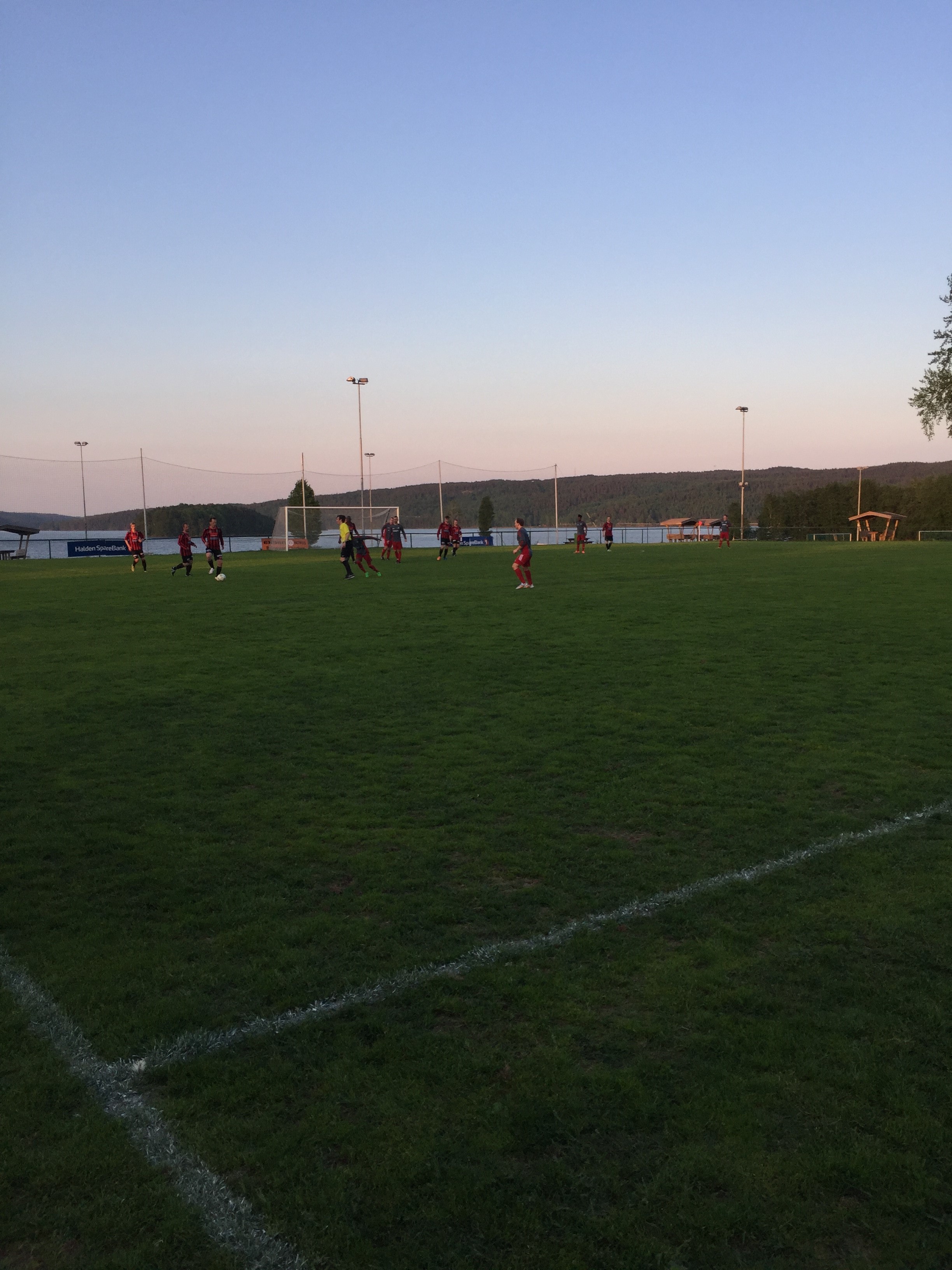 Seier, uavgjort og tap for våre seniorlag den siste tiden.