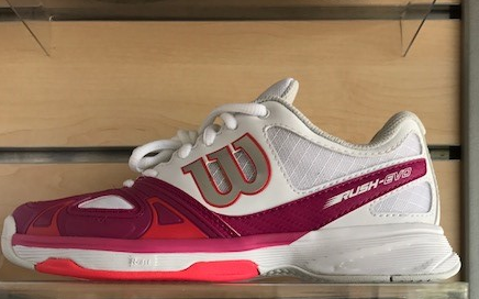 Trenger du nye tennissko før sommeren?