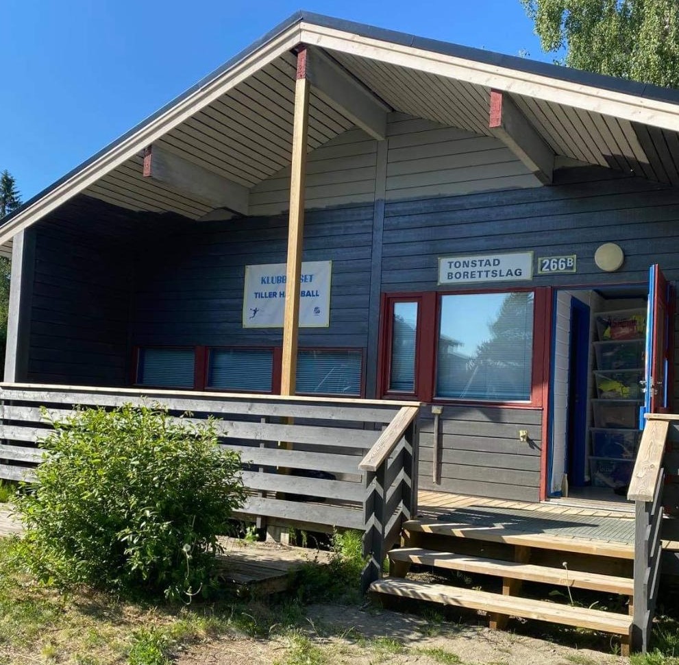 Maling av klubbhuset