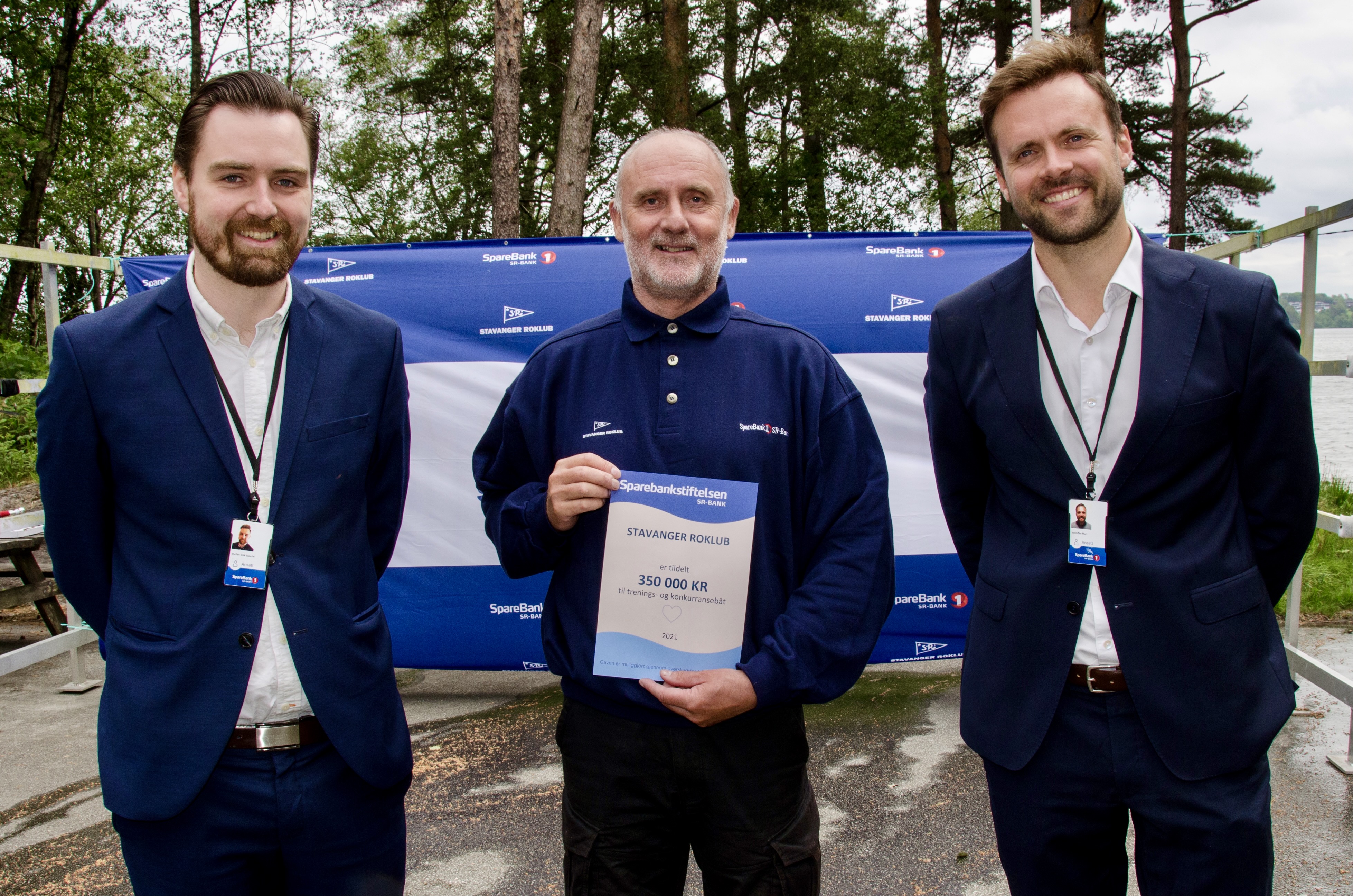 4 x hurra for flott gave!