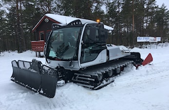 Ny tråkkemaskin på plass på Vang!