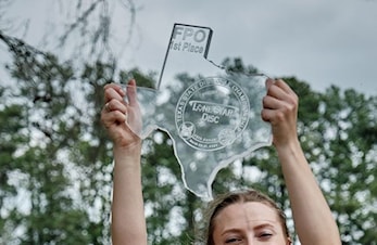 Anniken Kristiansen Steen blir første nordmann som vinner et DGPT-event!