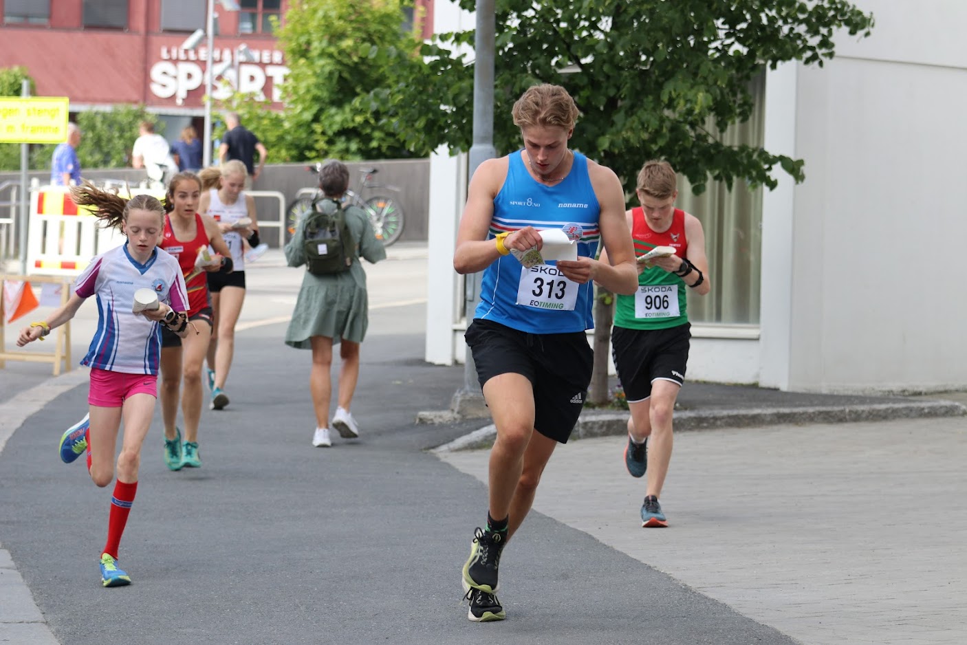 Image for Bilder fra sprinten