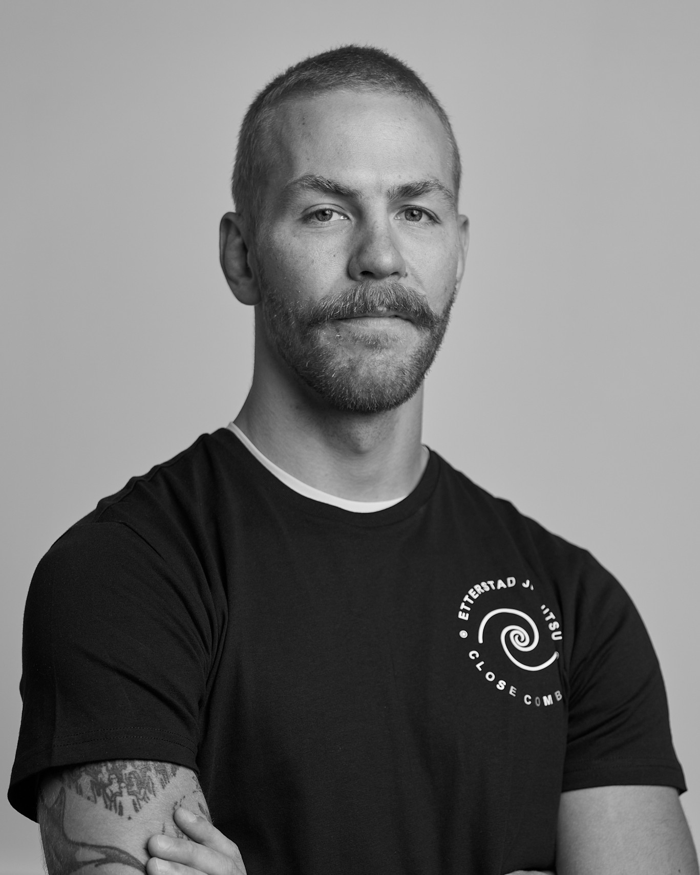 Profilbilde av instruktør Simon Arnold