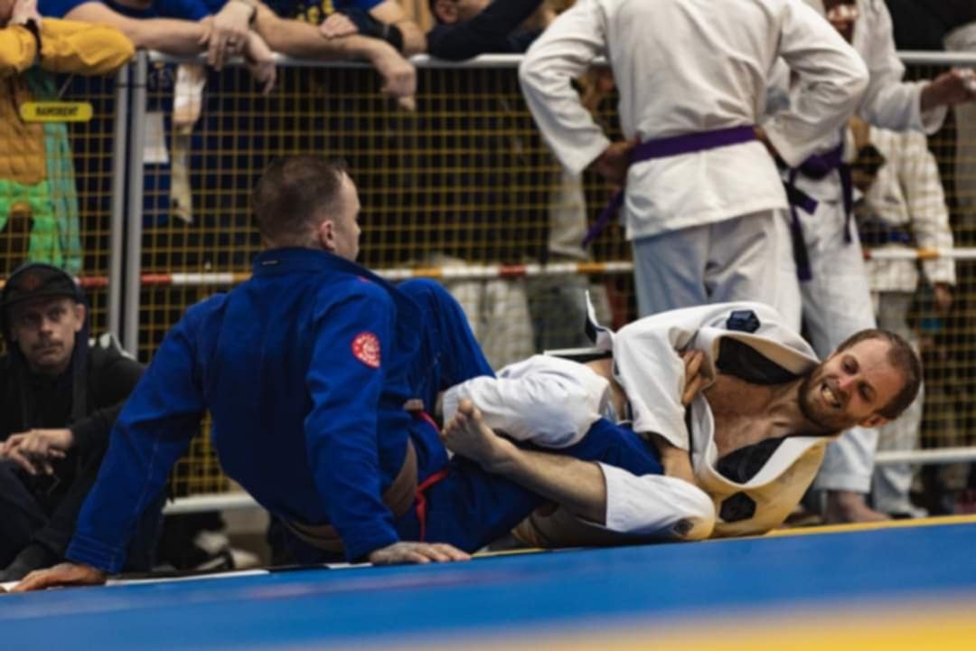 Bilde av hovedtrenere Max D'ronin som konkurrerer i Nordic Open Championship