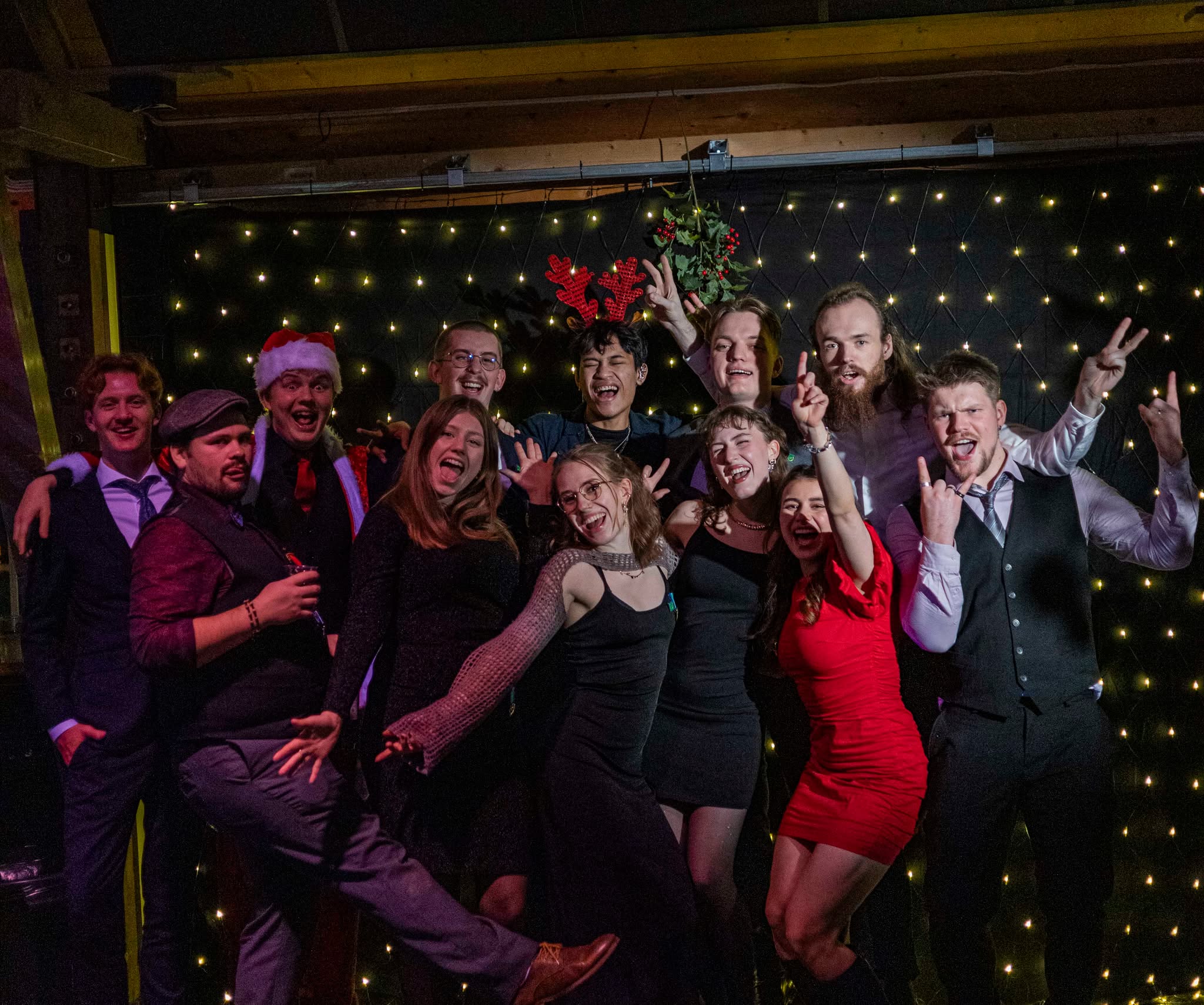 Bilde av en gruppe folk.