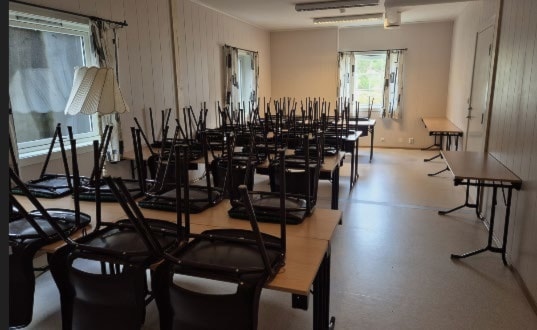 Spisesal med plass til 32 gjester