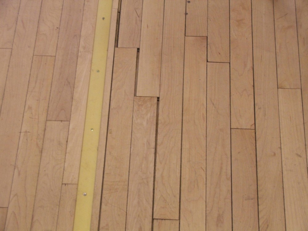 Ørakerhallen stengt pga vannskade